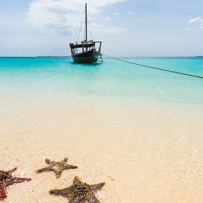 Island hopping to Medjumbe