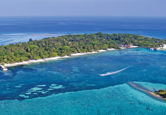 4* Adaaran Select Hudhuranfushi - Maldives Family Package (7 nights)