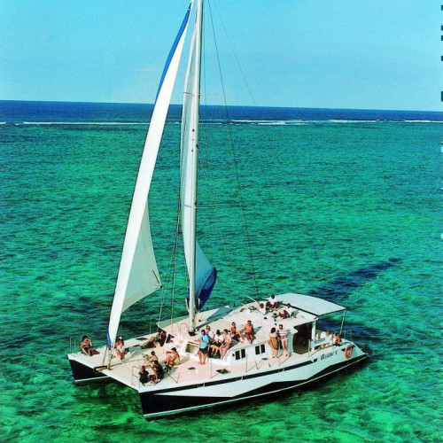 Mauritius - Shared Full Day East Coast Catamaran Cruise