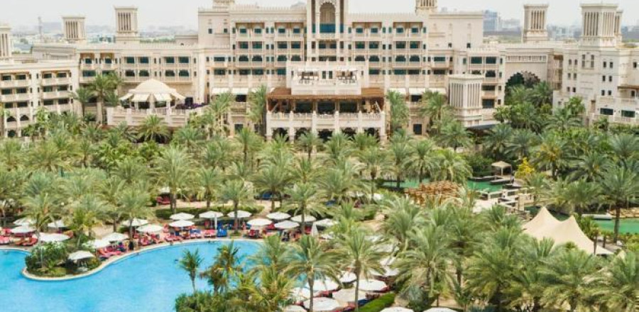 5* Jumeirah Al Qasr - Dubai Package (5 Nights)