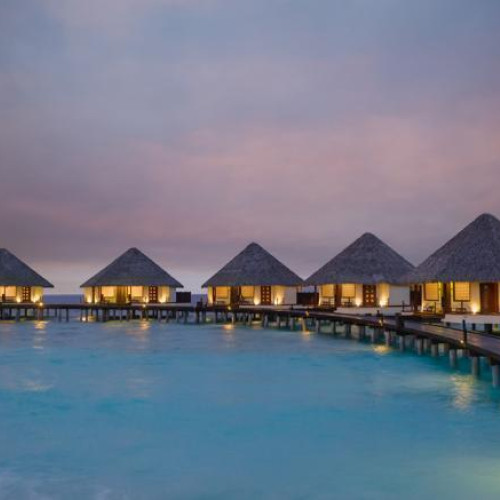4* Adaaran Select Meedhupparu - Maldives Package (7 Nights)
