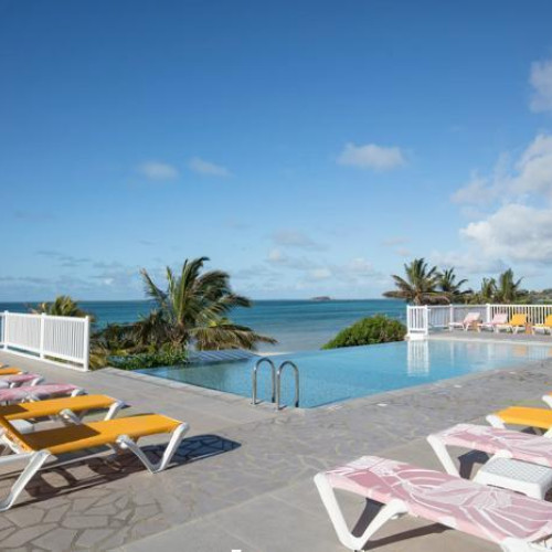 Domaine De Grand Baie & 3* Plus C Rodrigues Mourouk Hotel - Rodrigues Package (7 nights)