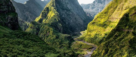 4 Star Self-Drive Reunion Package (7 Nights)