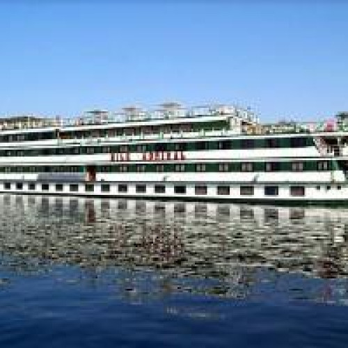 Nile Dreams: Luxor to Aswan Cruise Aboard the MS Nile Admiral (6 Nights)