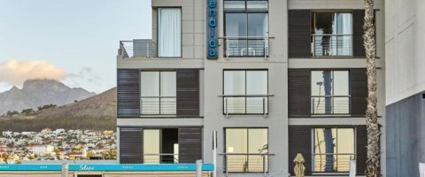 3* Thompsons Lite La Splendida Hotel - Cape Town Package (2 Nights)