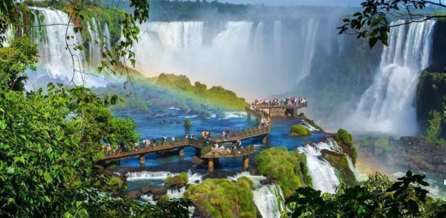 Discover Brazil's Beauty and Vibrant Soul: Iguazu & Rio Experience (8 Nights)