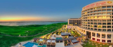 4* Crowne Plaza Abu Dhabi Yas Island - Abu Dhabi Package (5 Nights)