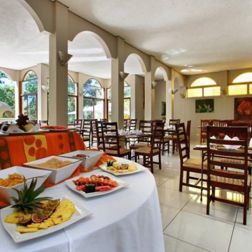 3* Victoria Falls Rainbow Hotel - Victoria Falls Family Package (3 Nights)