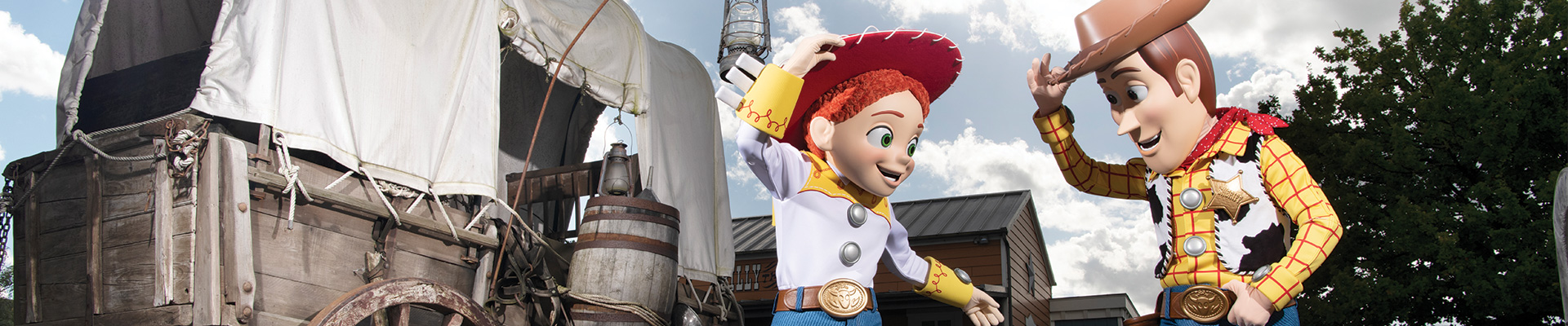 Disney Hotel Cheyenne - Disneyland Paris - France Family Package (3 Nights)