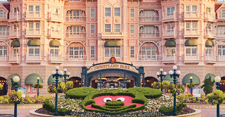 Paris and Disneyland Hotel Experience - France Family Package (5 Nights)