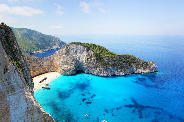 clear blue sea 164041